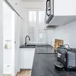 Gold Gate Apt