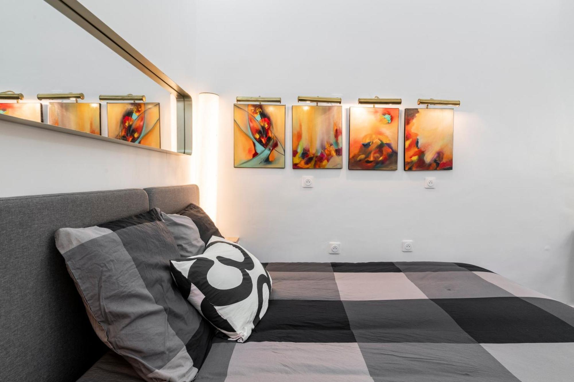 Gold Gate Apartment Paris